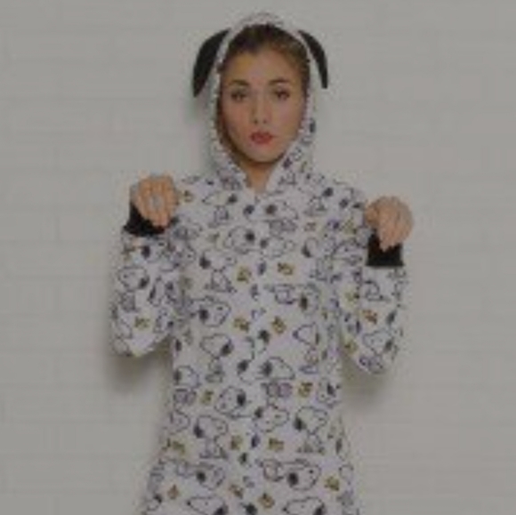 Peanuts Other - ■■2 for $10 Bundle Peanuts Snoppy ONISE size large unisex